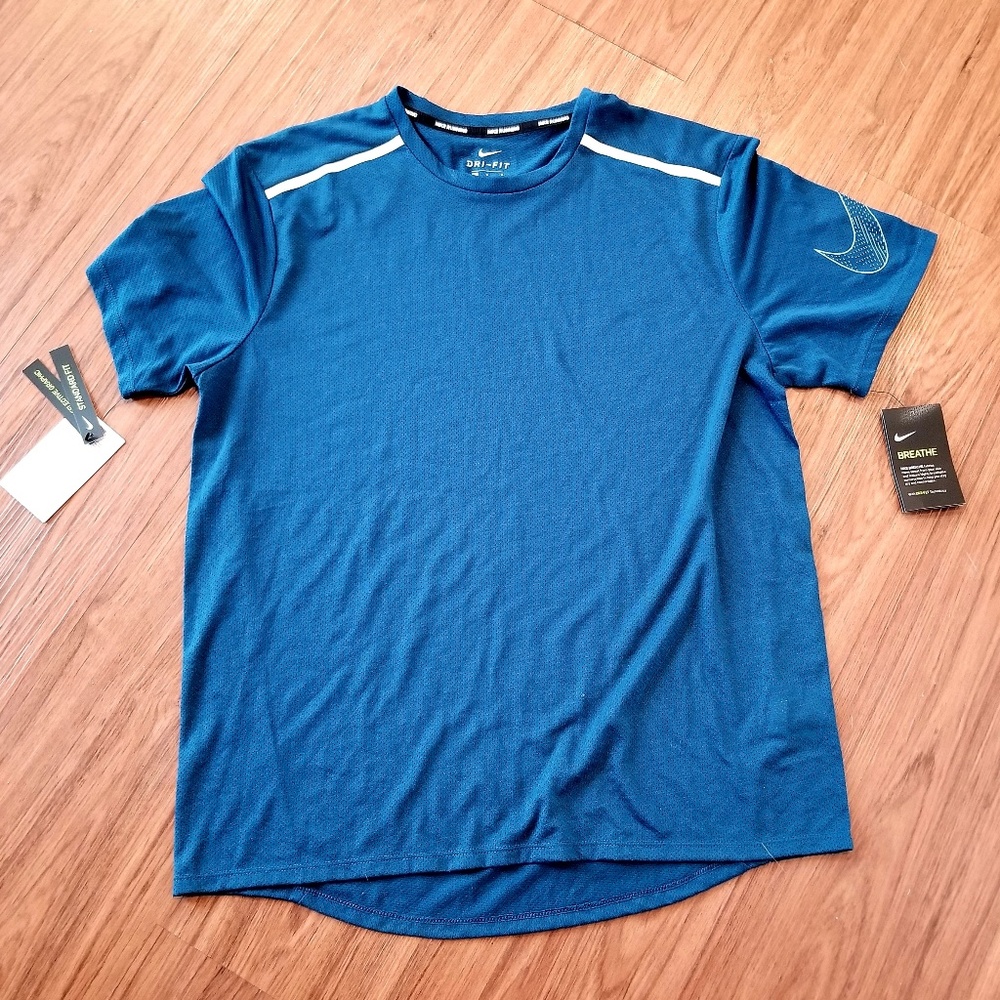 Nike men's NWT